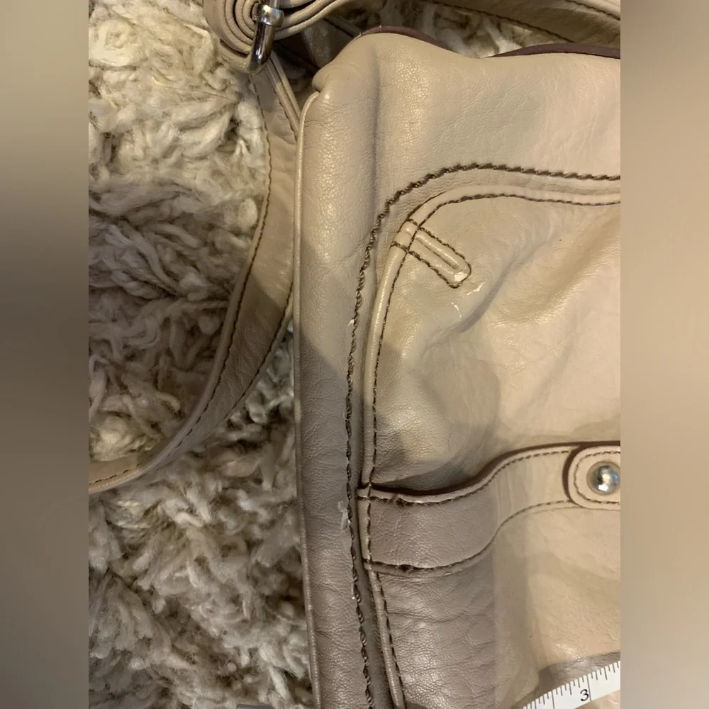 Chaps cross body bag